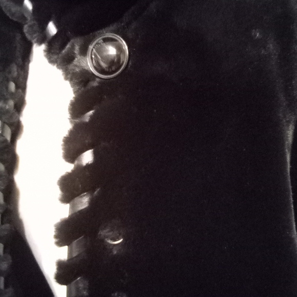 Vintage Black Jones New York Fun Furry Coat - Picture 11 of 16